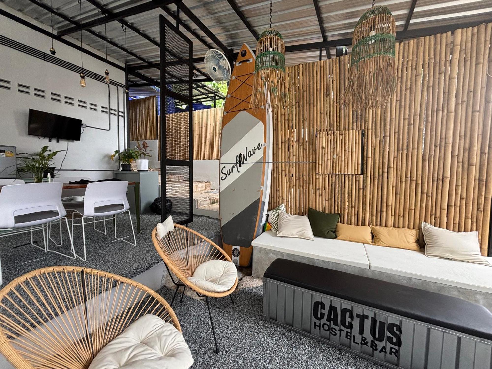 Cactus Boutique Hostel Koh Tao Exterior photo